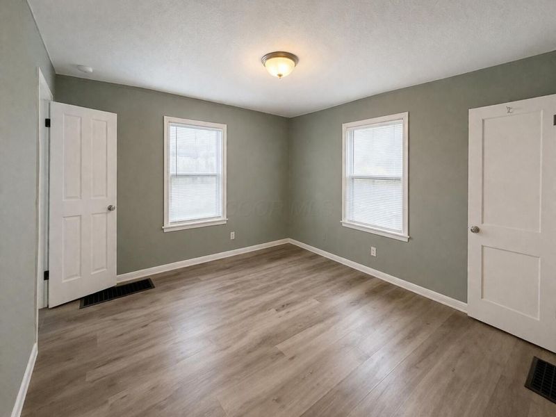 1078 E 19th Avenue, Columbus, OH 43211 Photo 9