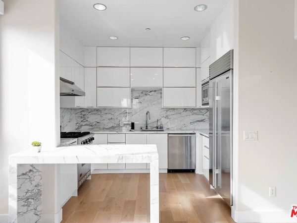 438 Arnaz Drive, Unit 106, Los Angeles, CA 90048