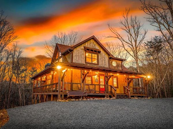 134 Cohutta Overlook Trail, Blue Ridge, GA 30513