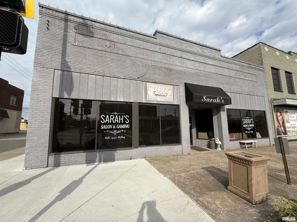 301 N PARK Avenue, Herrin, IL 62948