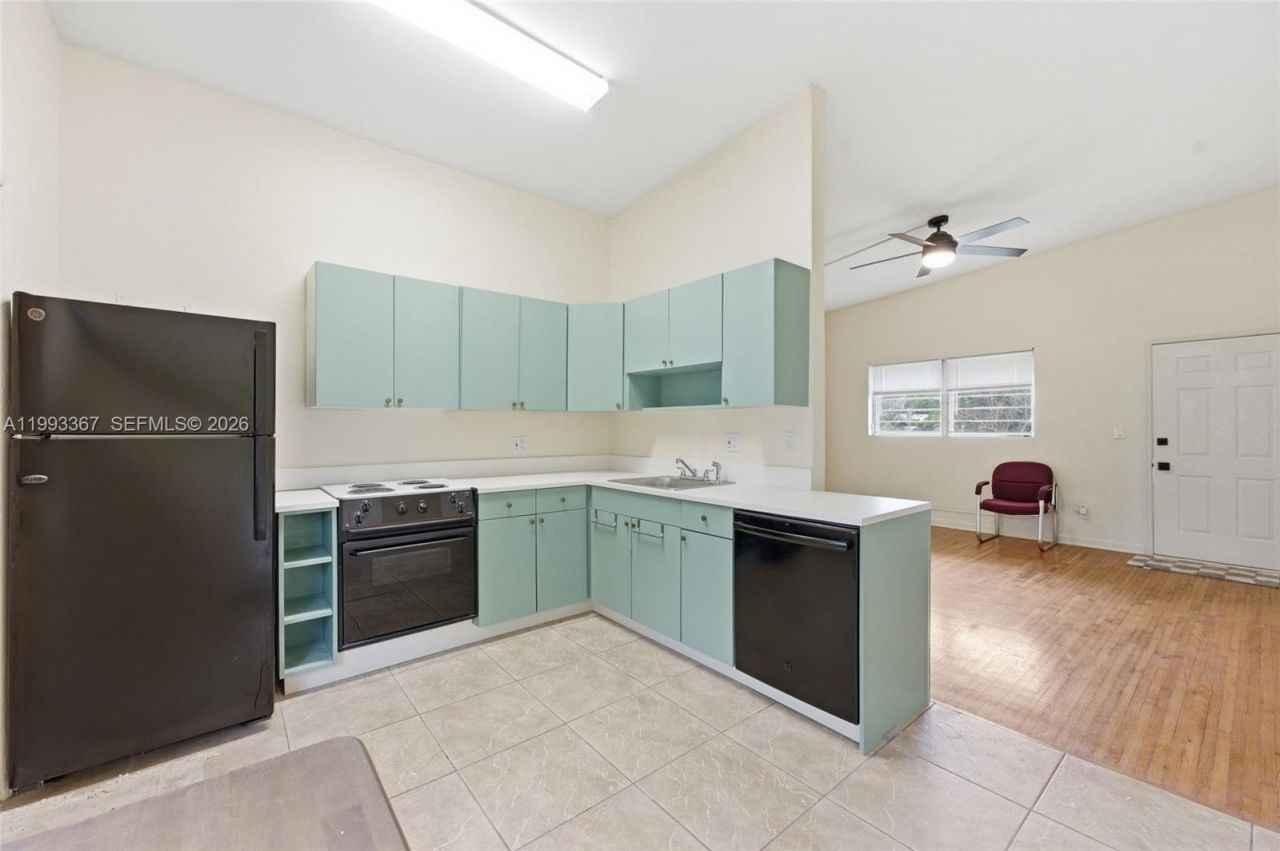 1620 NE 160th St , Unit 1620, North Miami Beach, FL 33162 Photo