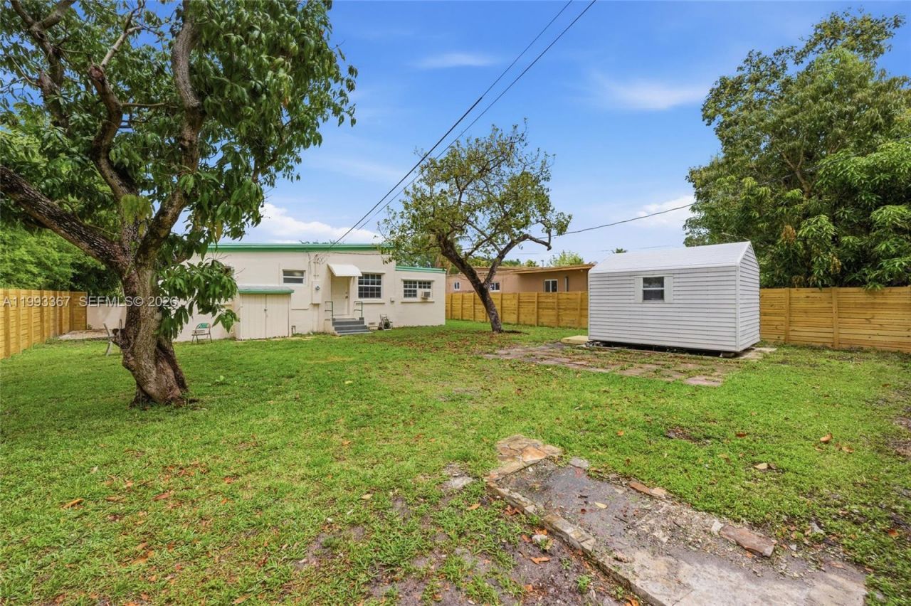 1620 NE 160th St , Unit 1620, North Miami Beach, FL 33162 Photo