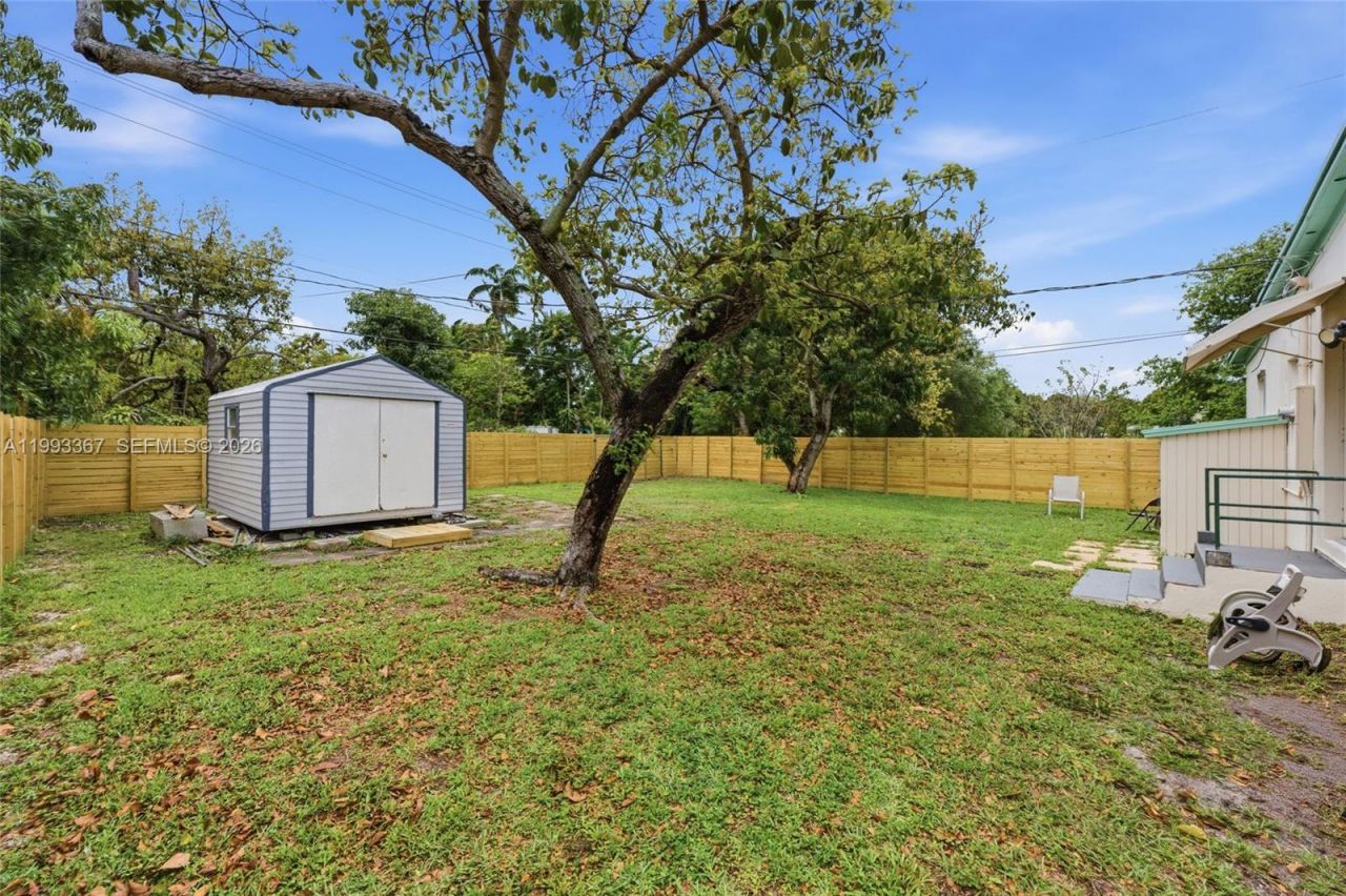 1620 NE 160th St , Unit 1620, North Miami Beach, FL 33162 Photo