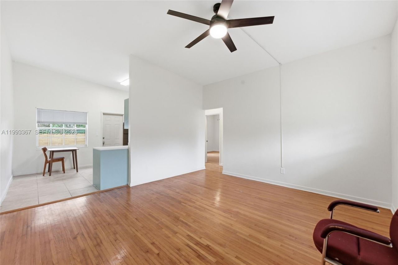 1620 NE 160th St , Unit 1620, North Miami Beach, FL 33162 Photo