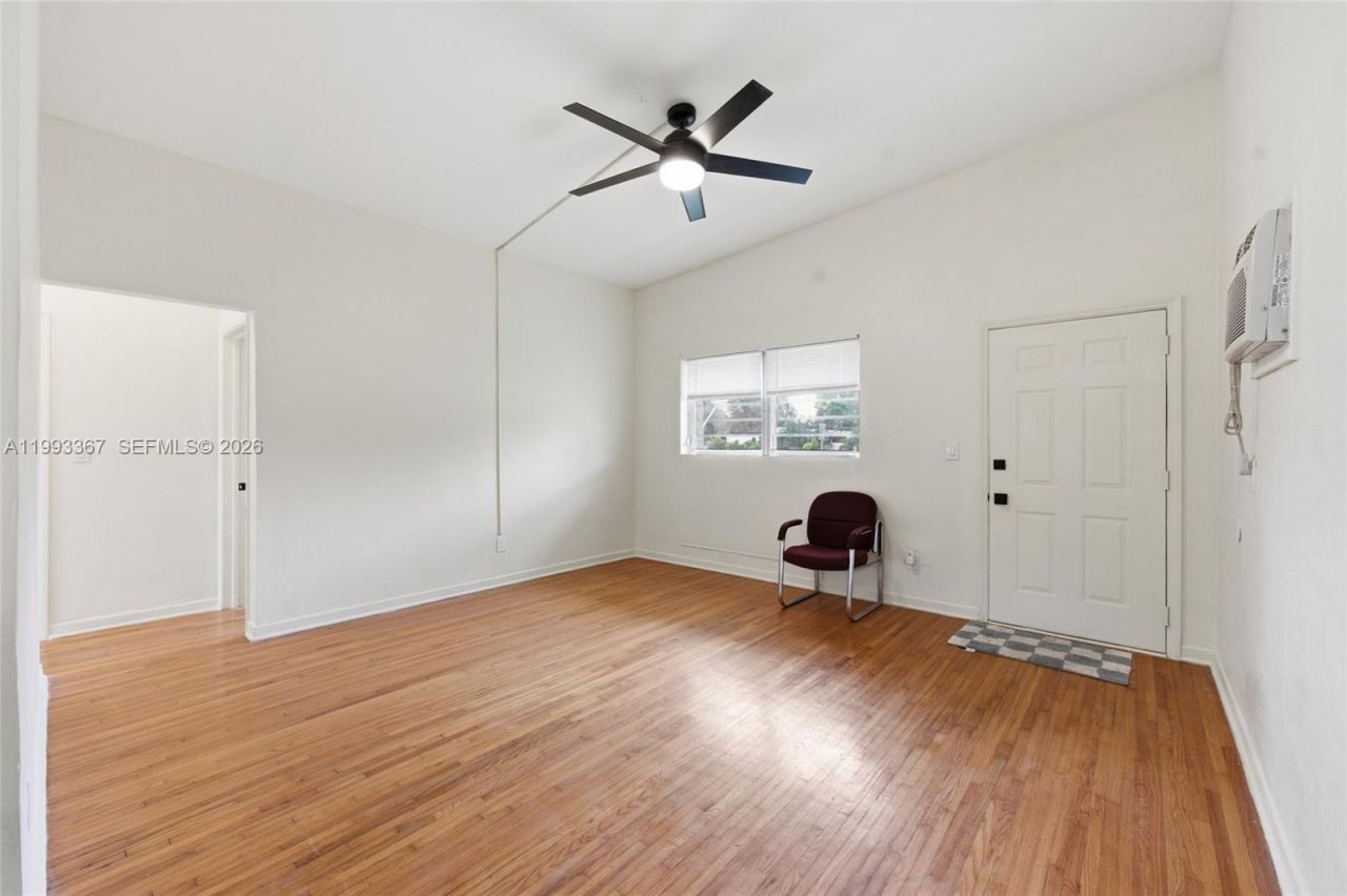 1620 NE 160th St , Unit 1620, North Miami Beach, FL 33162 Photo