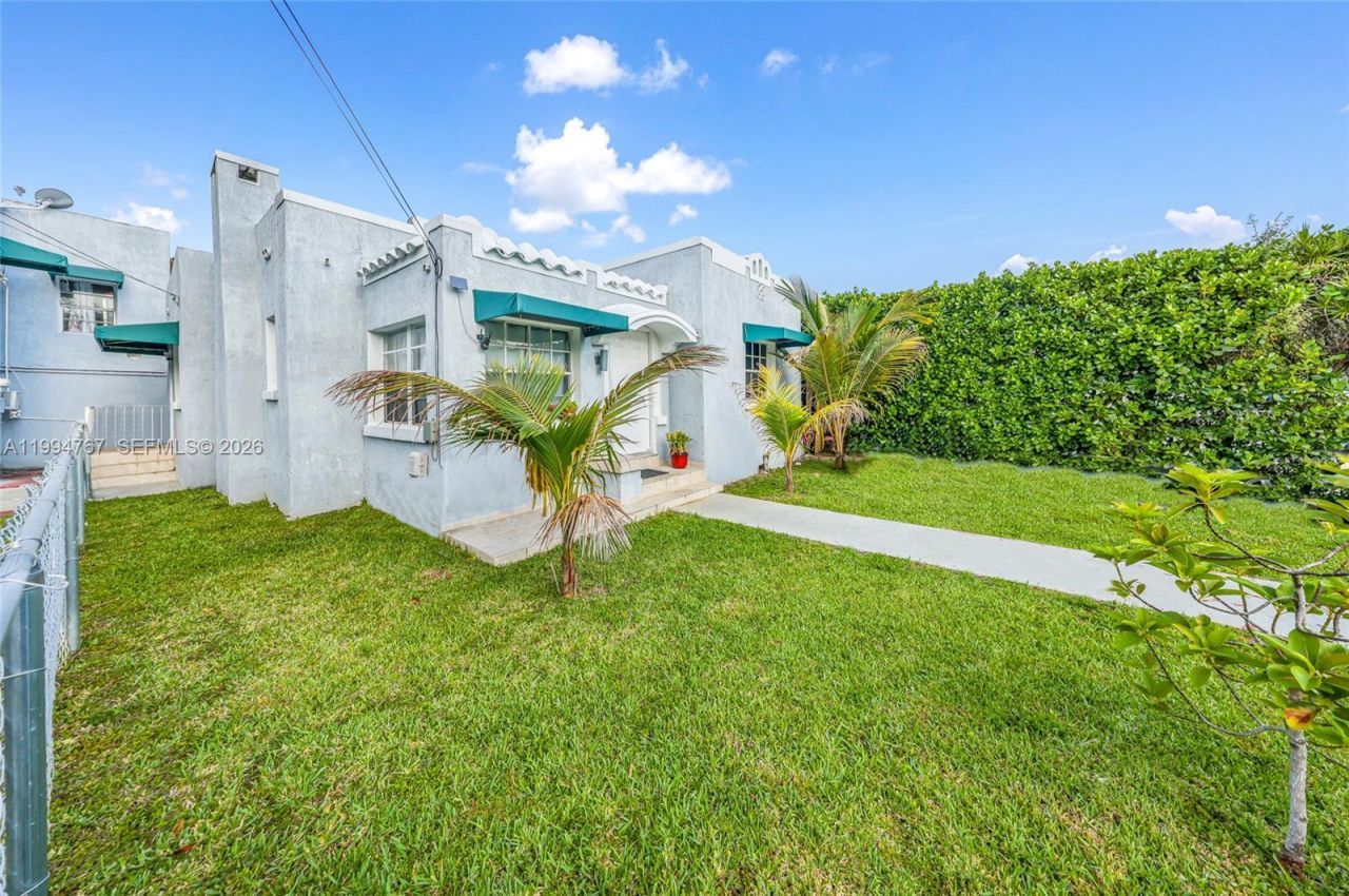 330 NW 25th Ave , Miami, FL 33125 Photo