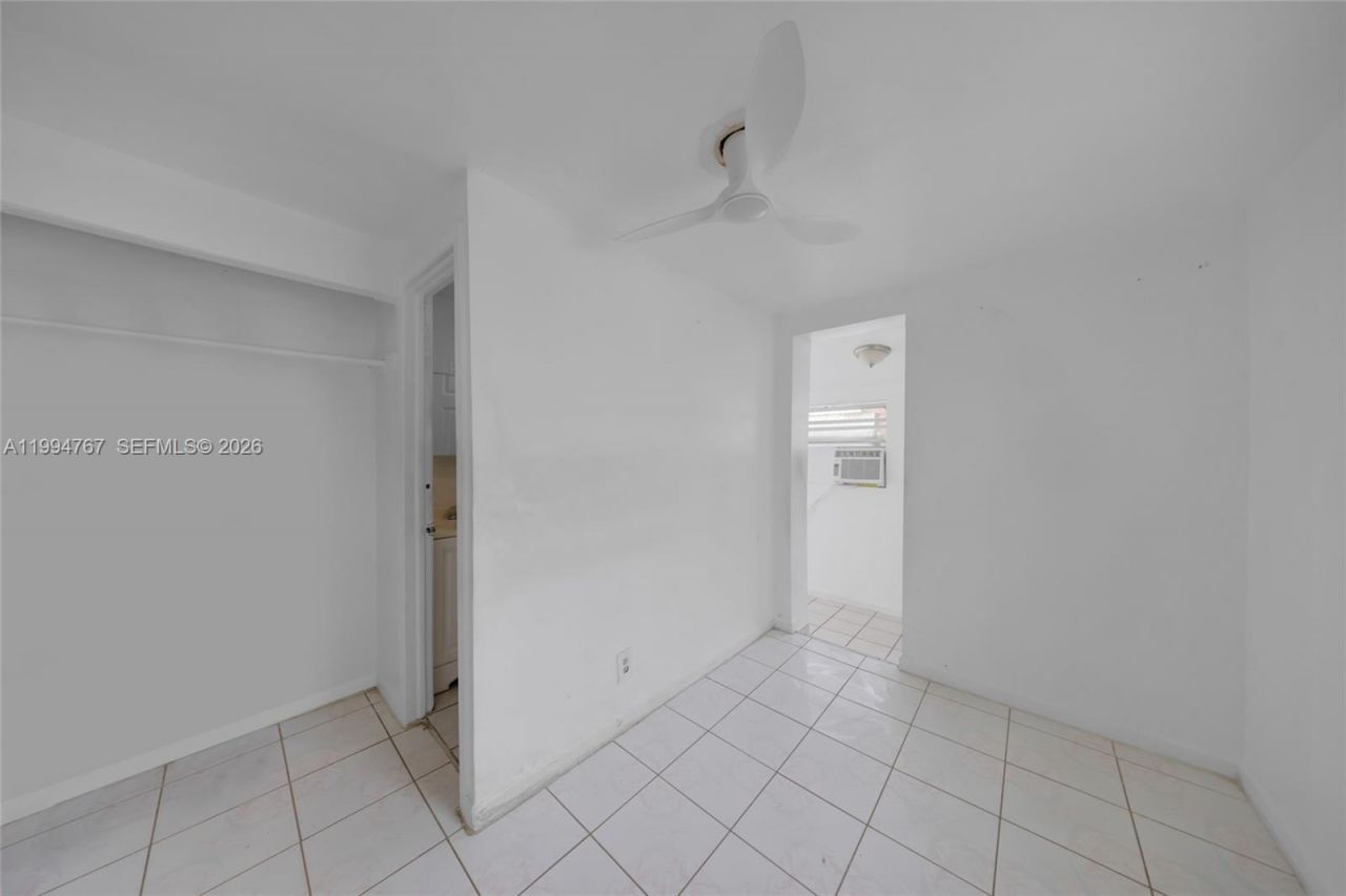 330 NW 25th Ave , Miami, FL 33125 Photo