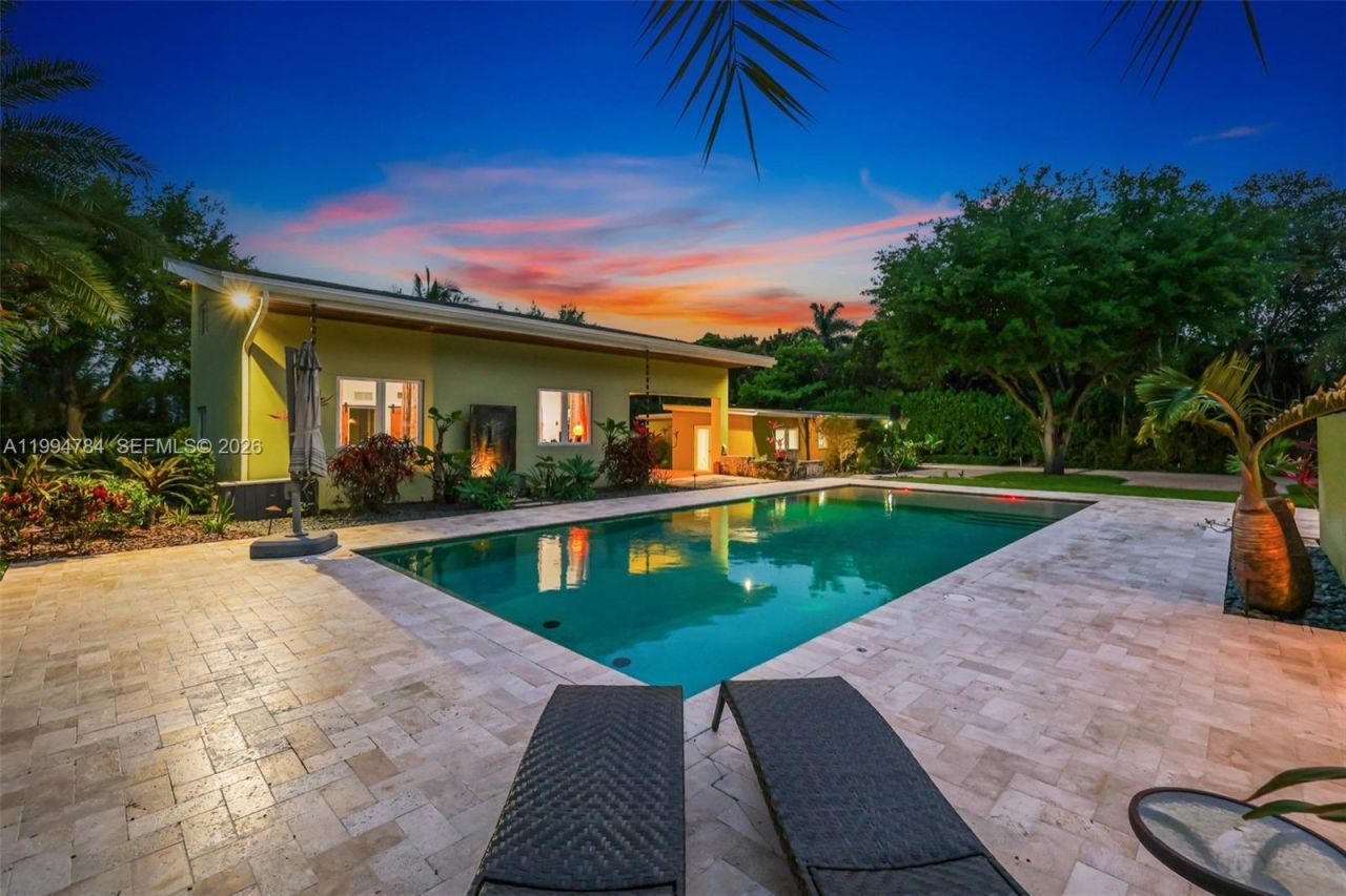 9234 SW 112th St , Miami, FL 33176 Photo