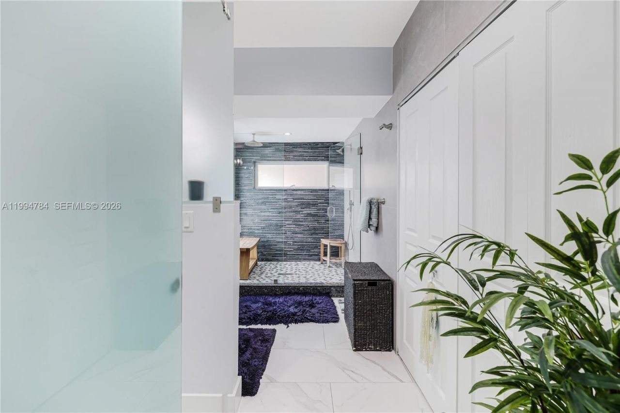 9234 SW 112th St , Miami, FL 33176 Photo