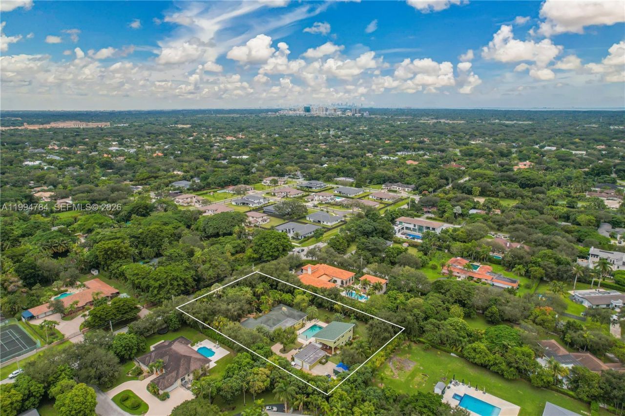 9234 SW 112th St , Miami, FL 33176 Photo