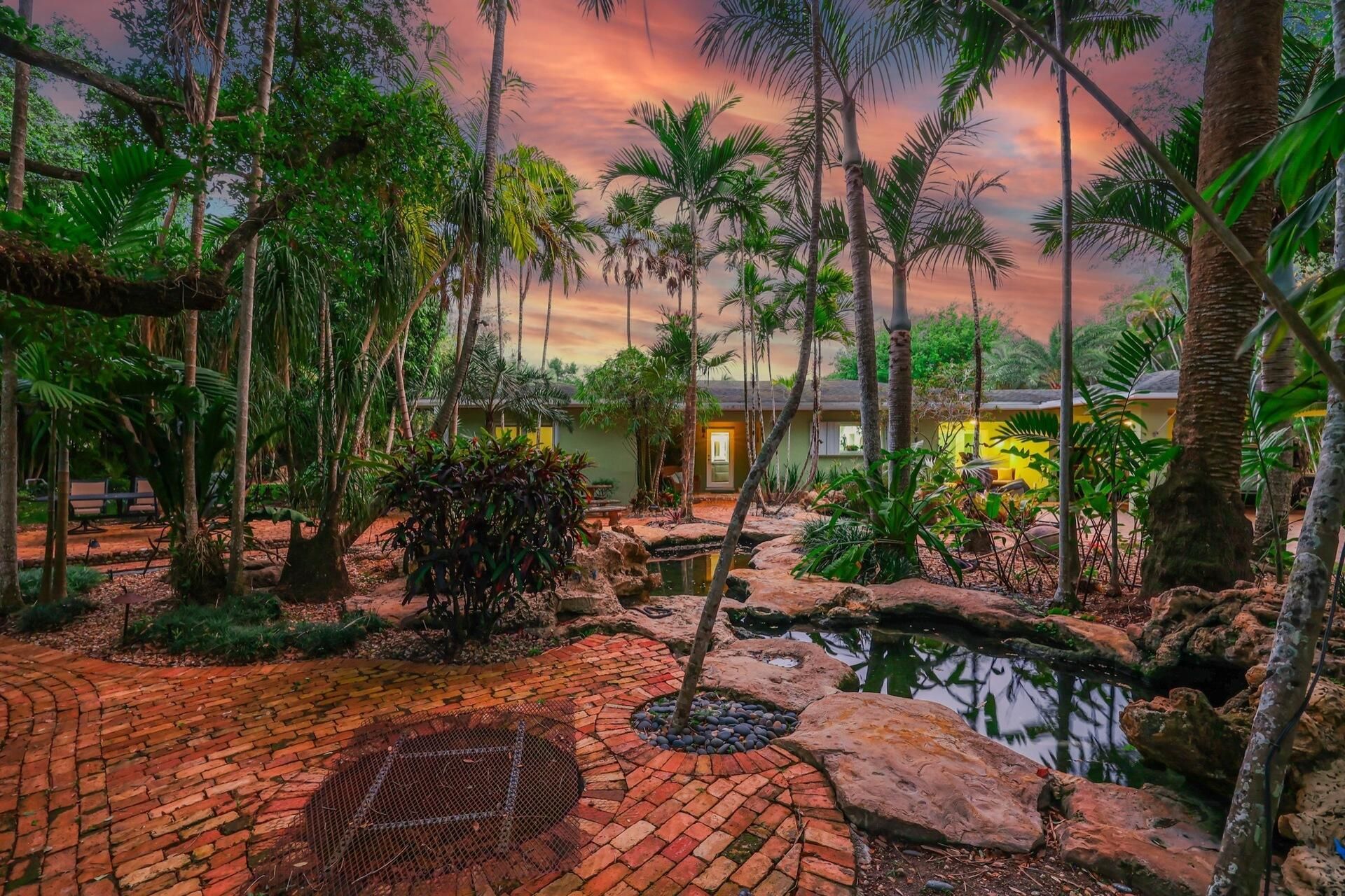 9234 SW 112th St , Miami, FL 33176 Photo