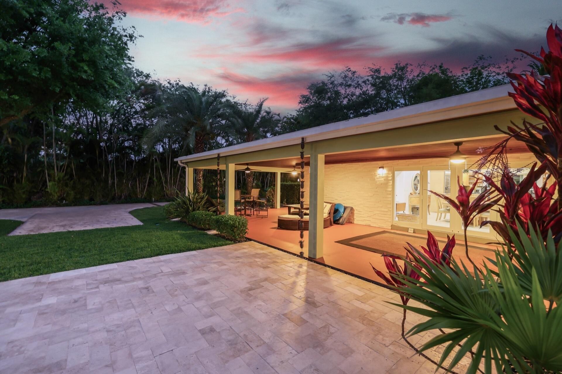 9234 SW 112th St , Miami, FL 33176 Photo