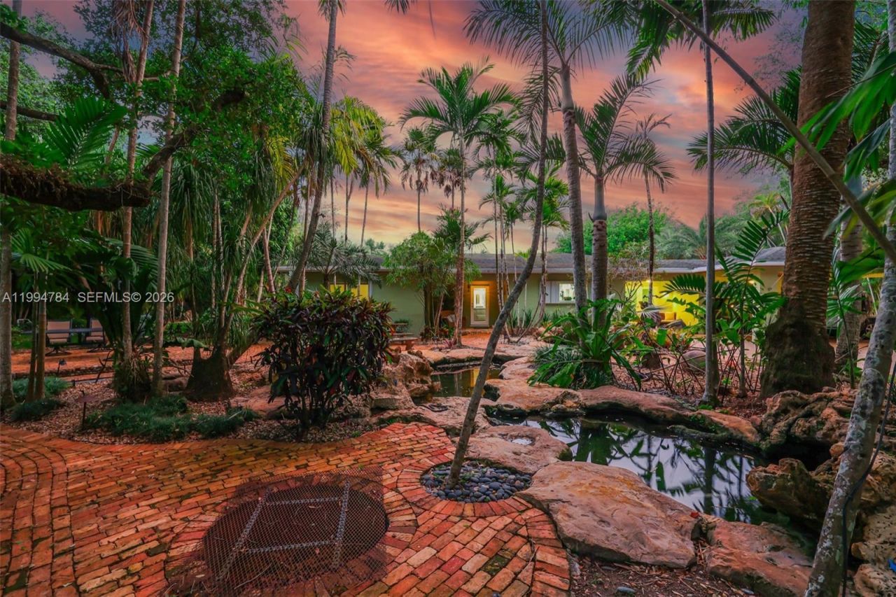 9234 SW 112th St , Miami, FL 33176 Photo