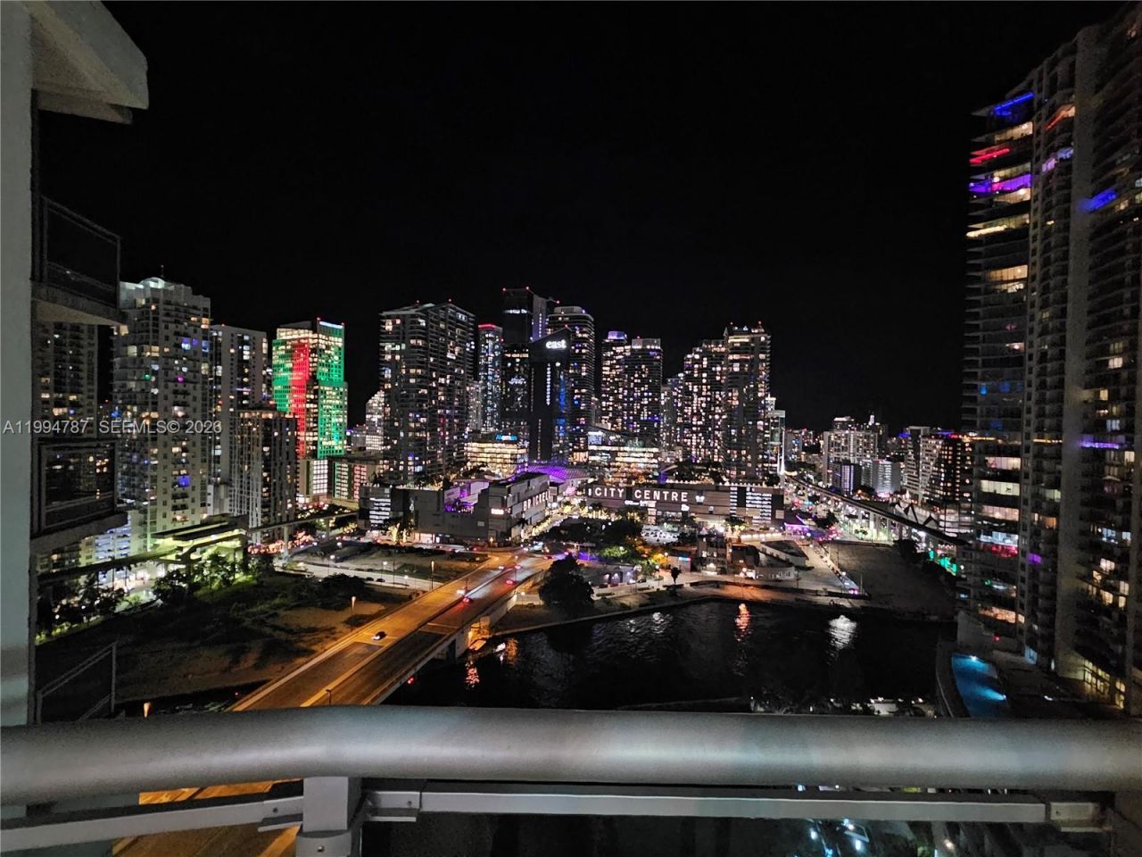 350 S Miami Ave , Unit 2714, Miami, FL 33130 Photo