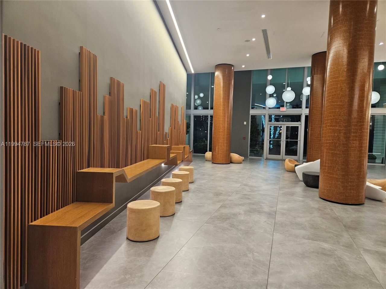 350 S Miami Ave , Unit 2714, Miami, FL 33130 Photo