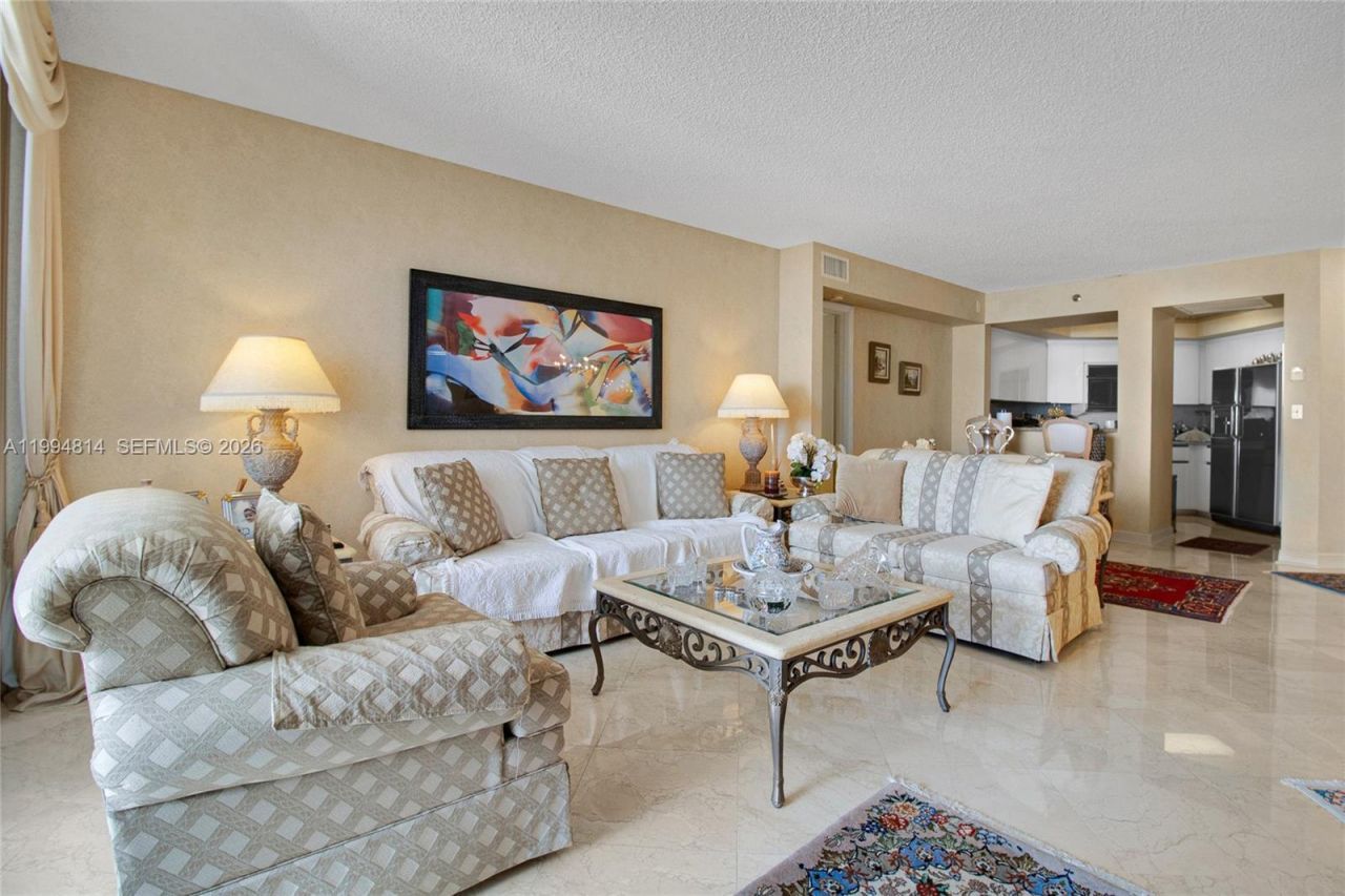 6767 Collins Ave, Unit 504, Miami Beach, FL 33141 Photo