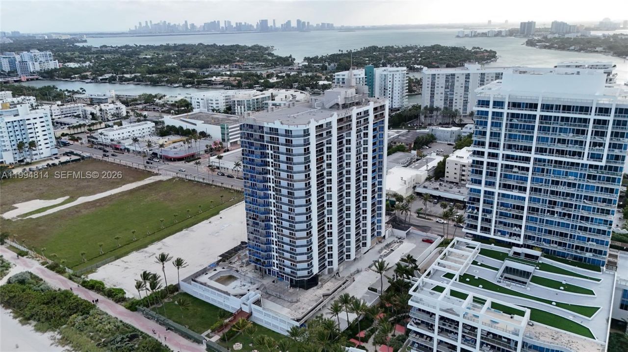 6767 Collins Ave, Unit 504, Miami Beach, FL 33141 Photo