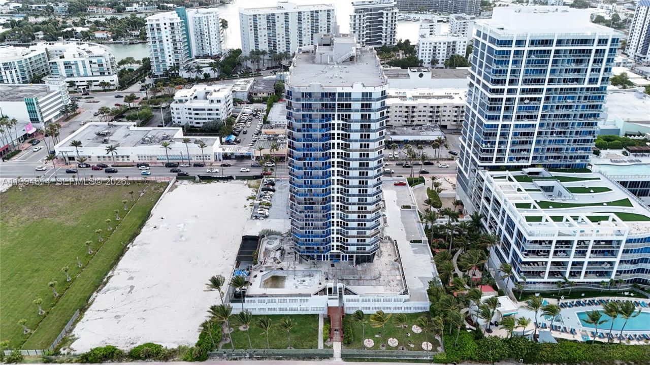 6767 Collins Ave, Unit 504, Miami Beach, FL 33141 Photo