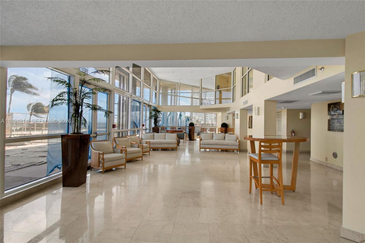 6767 Collins Ave, Unit 504, Miami Beach, FL 33141 Photo