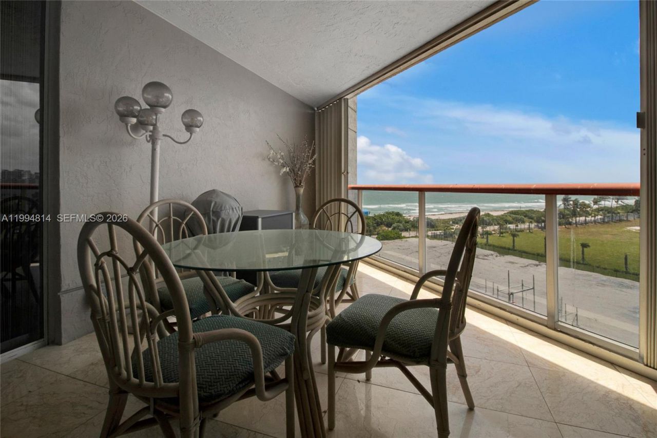 6767 Collins Ave, Unit 504, Miami Beach, FL 33141 Photo