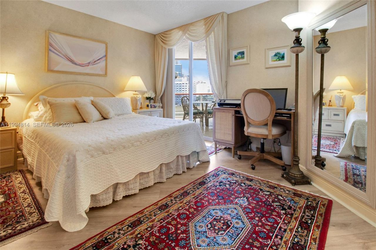 6767 Collins Ave, Unit 504, Miami Beach, FL 33141 Photo