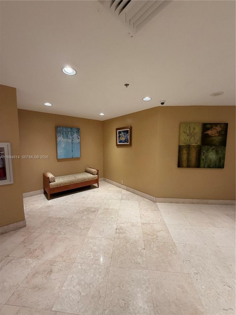 6767 Collins Ave, Unit 504, Miami Beach, FL 33141 Photo