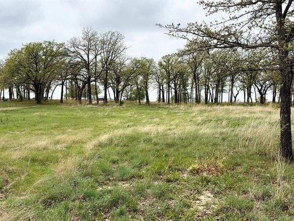 1655 S Hubbard Street, Alvord, TX 76225