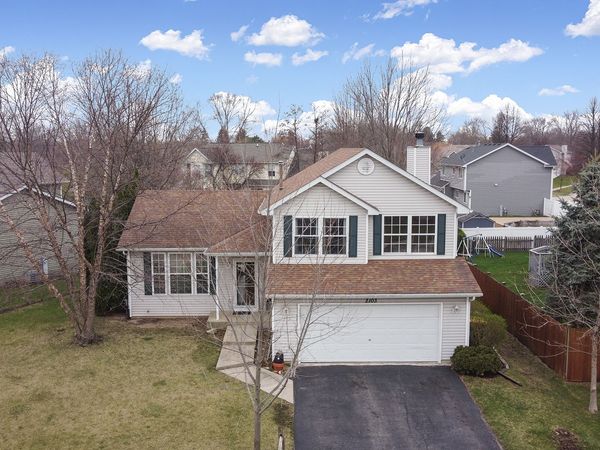 2103 Windcrest Lane, Joliet, IL 60431