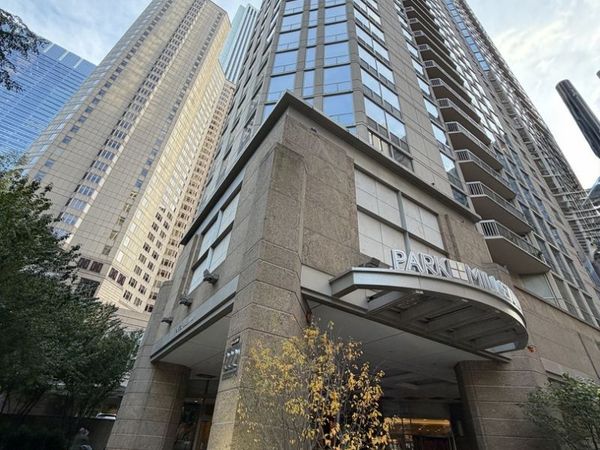 222 N Columbus Drive , Unit 4008, Chicago, IL 60601