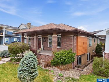 5920 Minter Lane, Lincoln, NE 68516