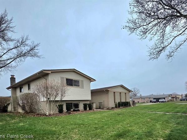 4714 Pickwick Drive , Sterling Heights, MI 48310