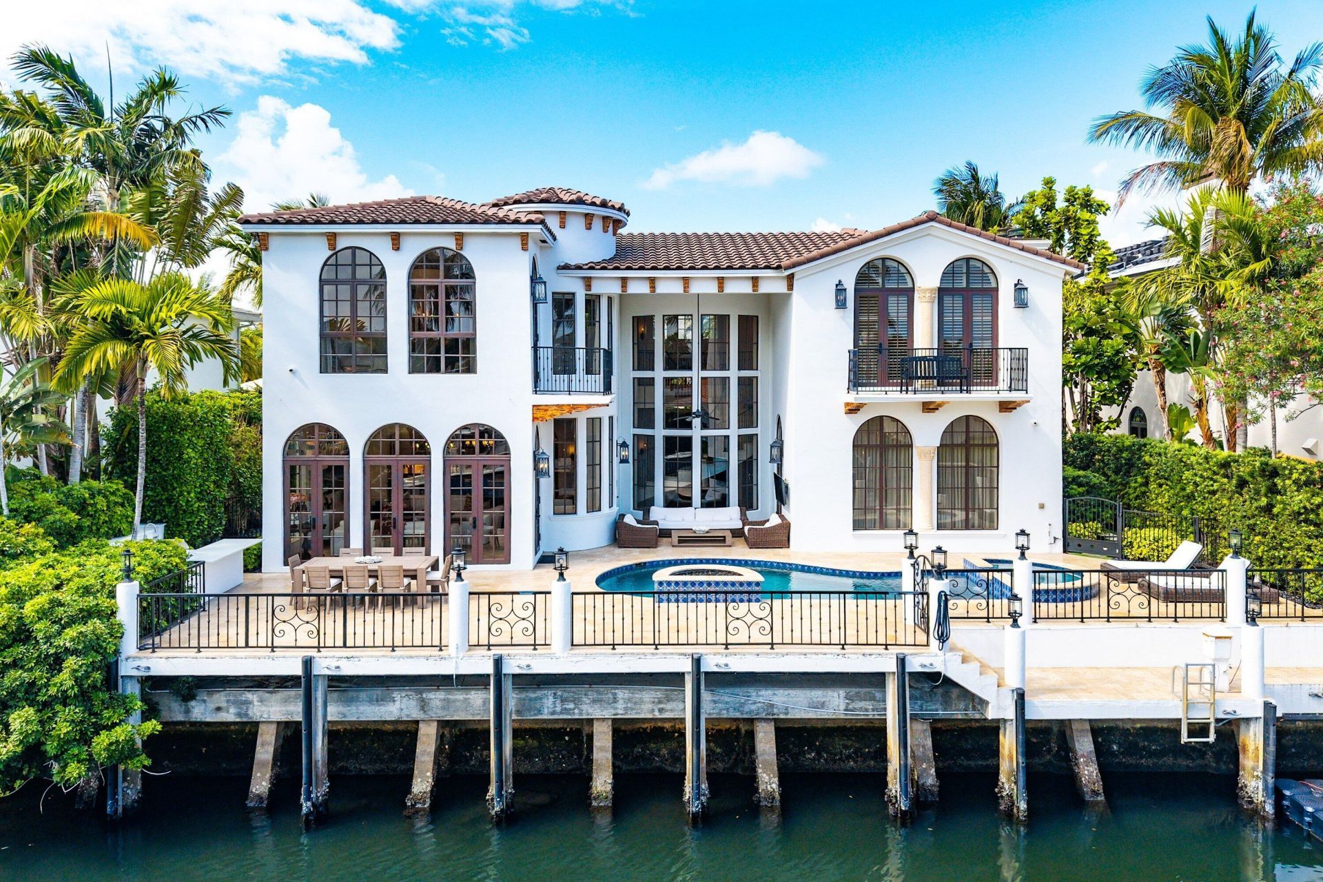 520 NE Waterway Lane, Boca Raton, FL 33432 Photo