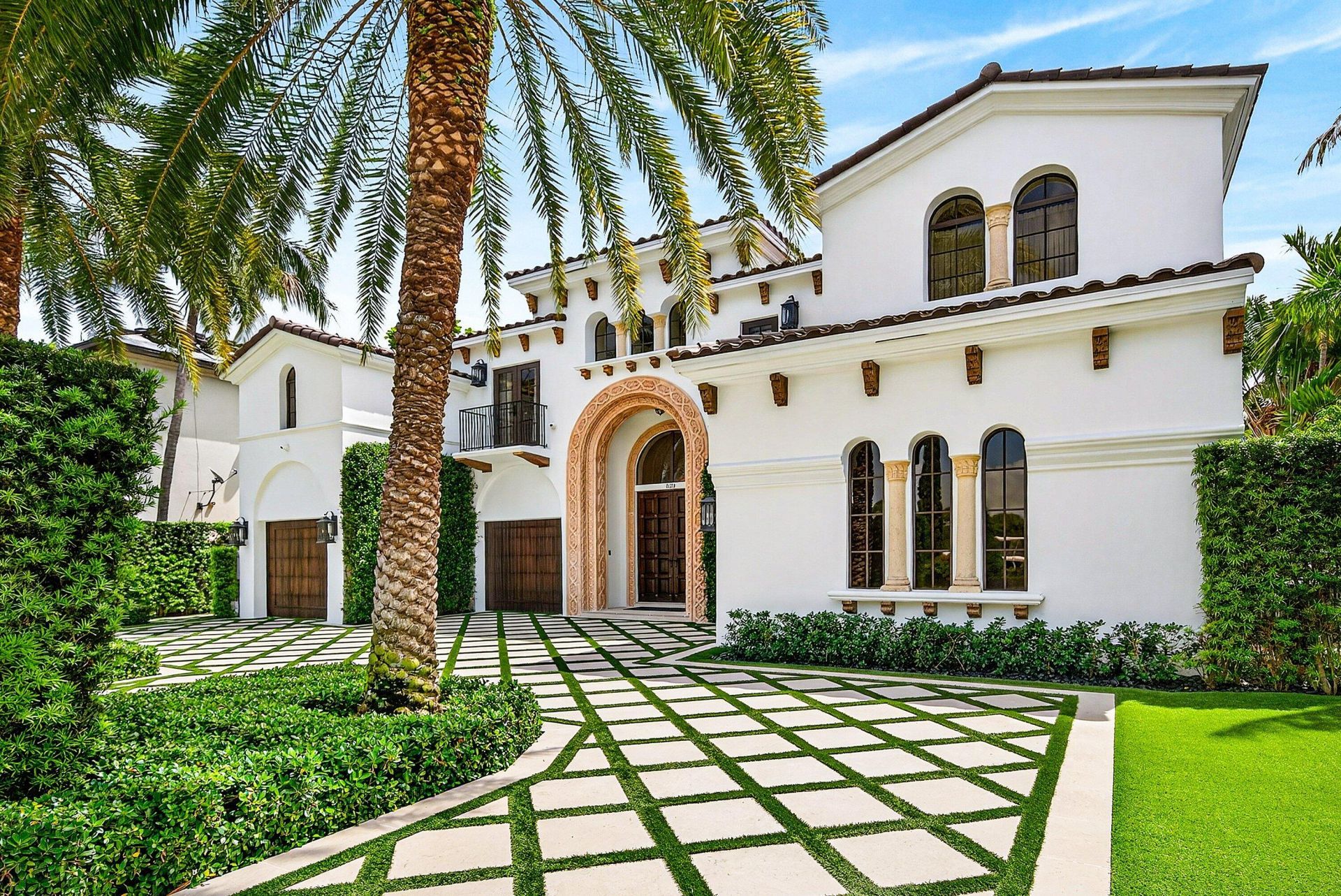 520 NE Waterway Lane, Boca Raton, FL 33432 Photo