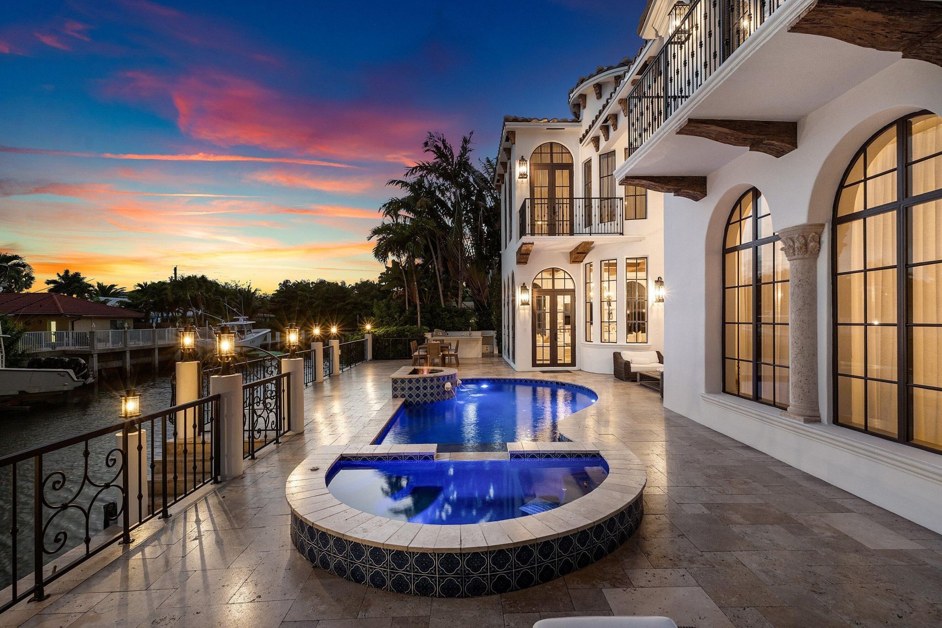 520 NE Waterway Lane, Boca Raton, FL 33432 Photo