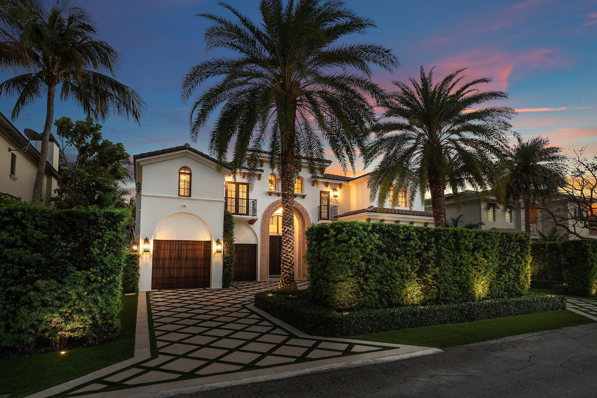 520 NE Waterway Lane, Boca Raton, FL 33432 Photo