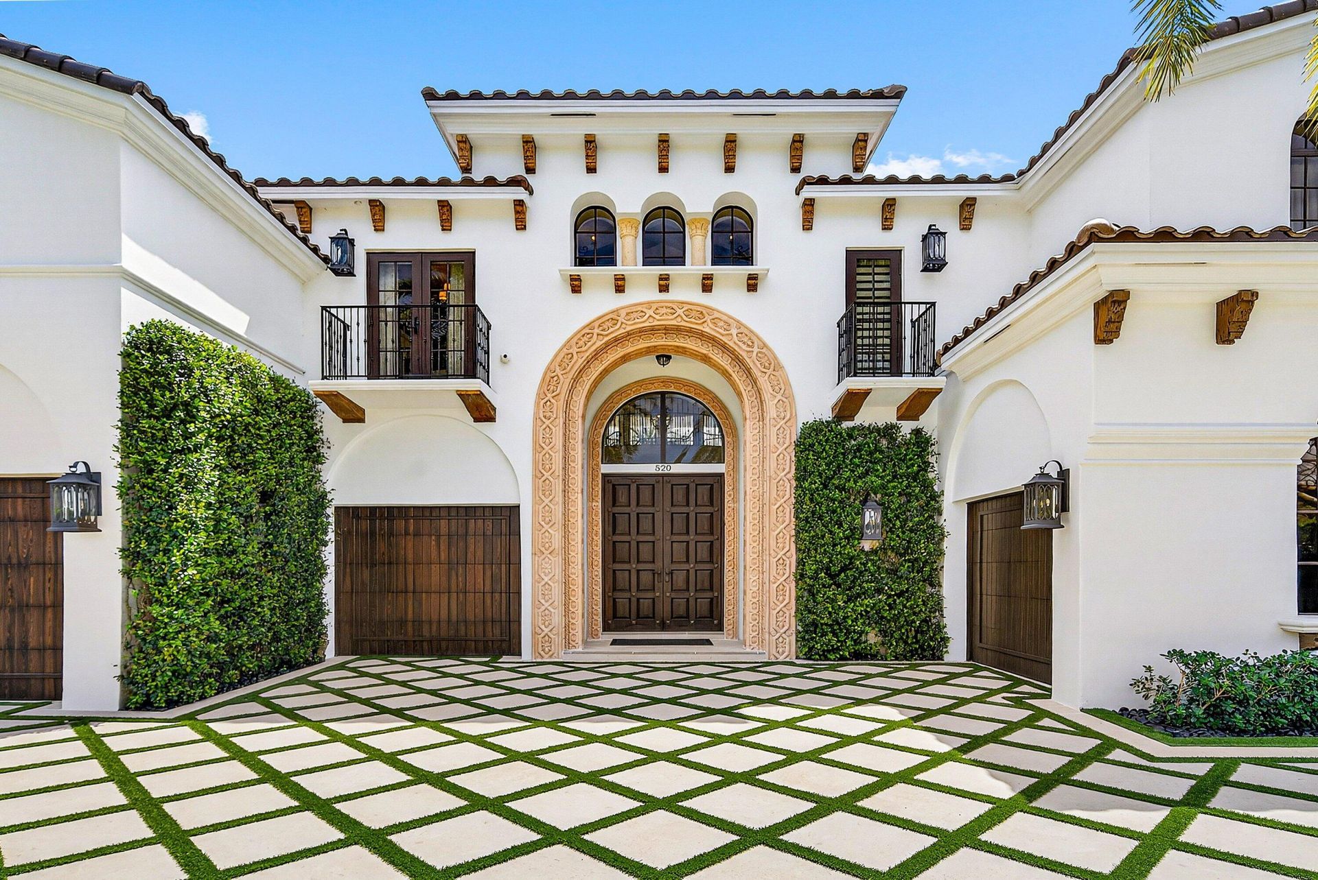 520 NE Waterway Lane, Boca Raton, FL 33432 Photo