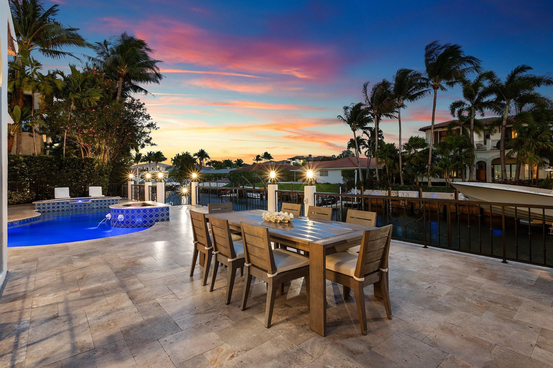 520 NE Waterway Lane, Boca Raton, FL 33432 Photo