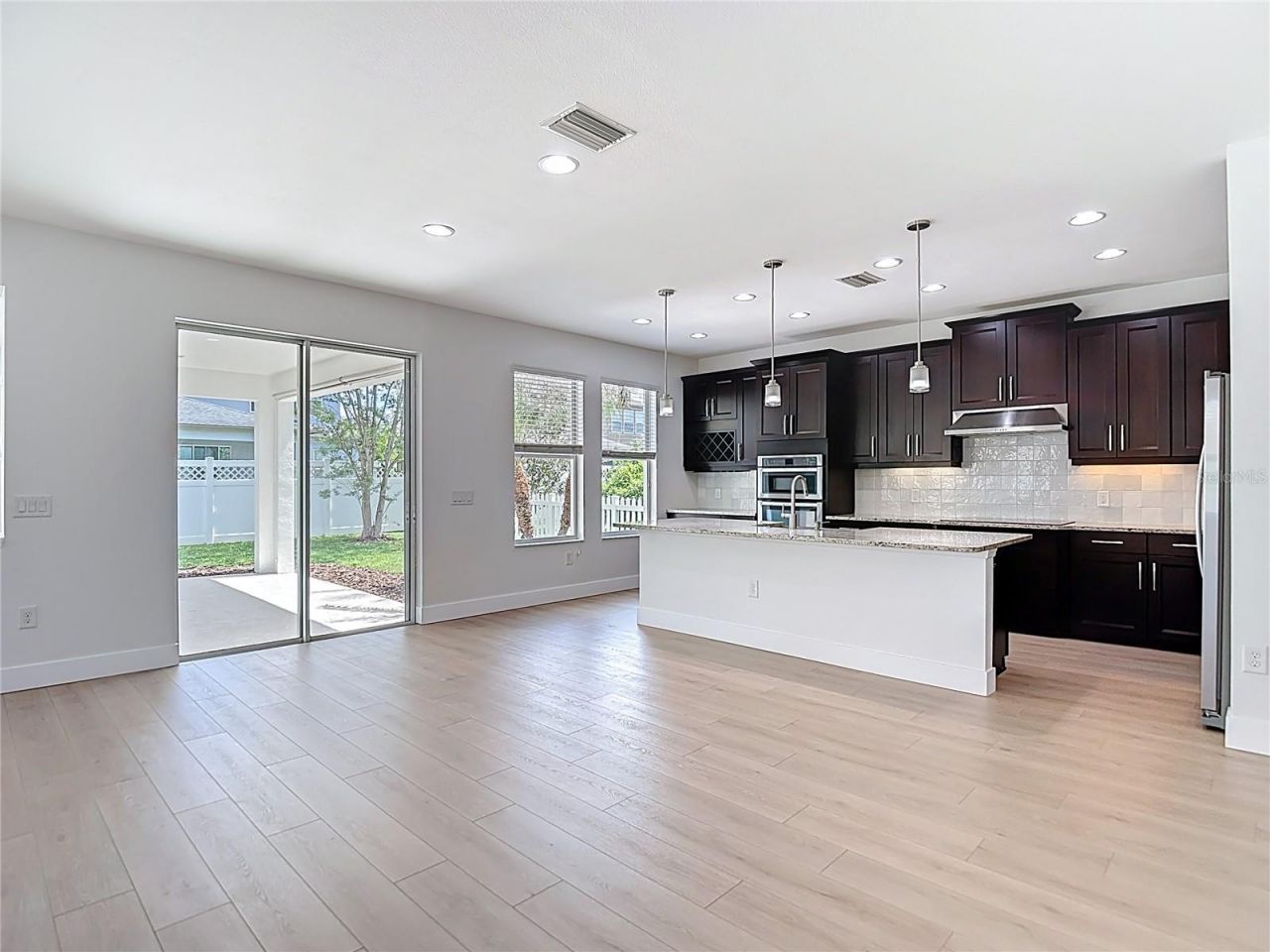 27387 Cayenne Lane, Wesley Chapel, FL 33544 Photo