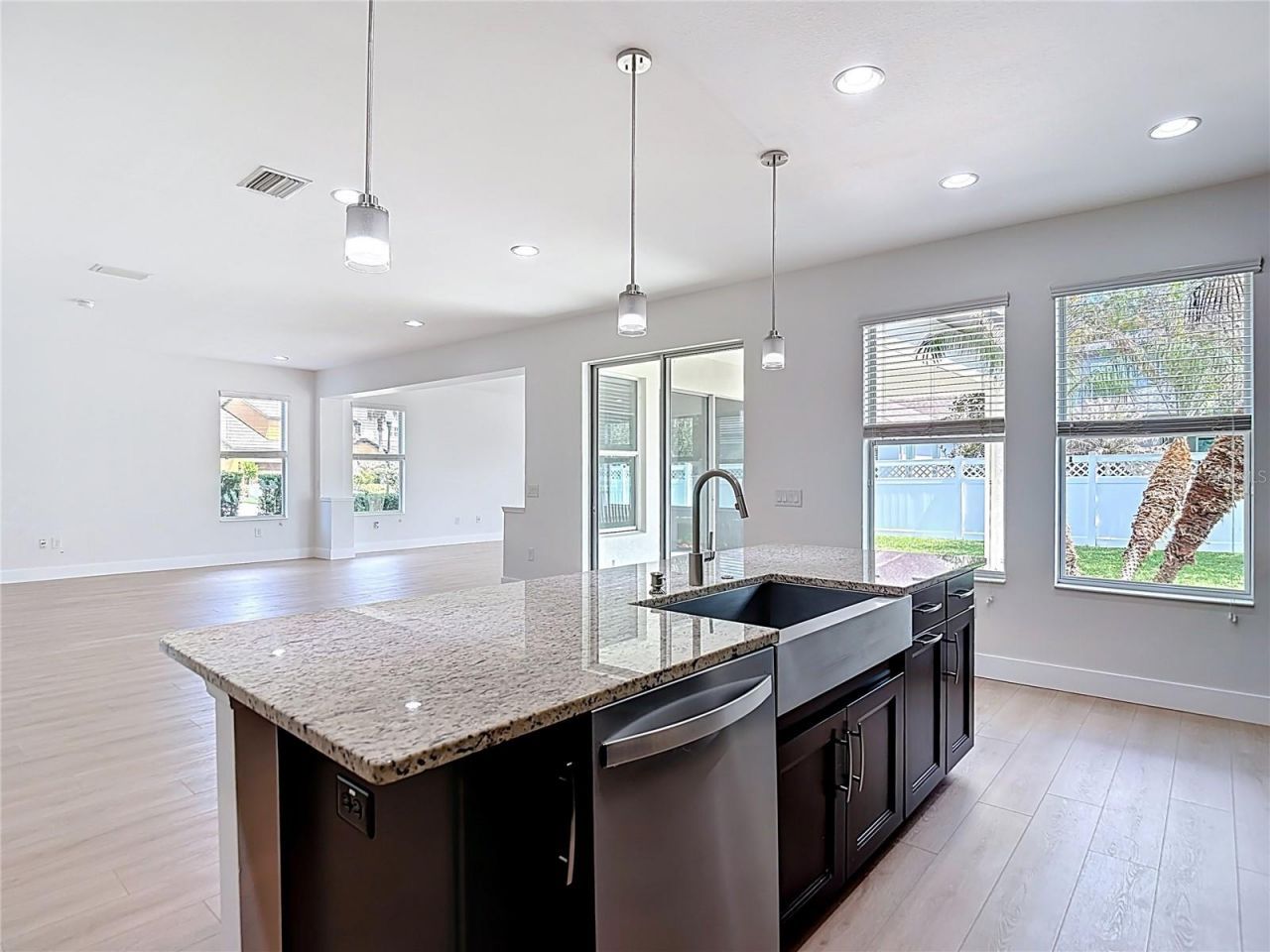 27387 Cayenne Lane, Wesley Chapel, FL 33544 Photo