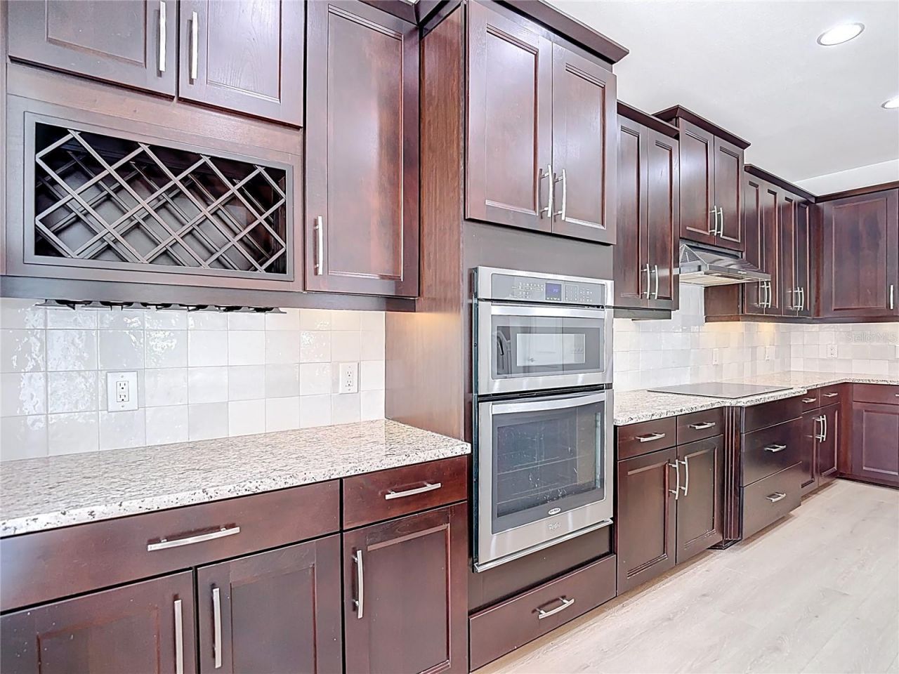 27387 Cayenne Lane, Wesley Chapel, FL 33544 Photo