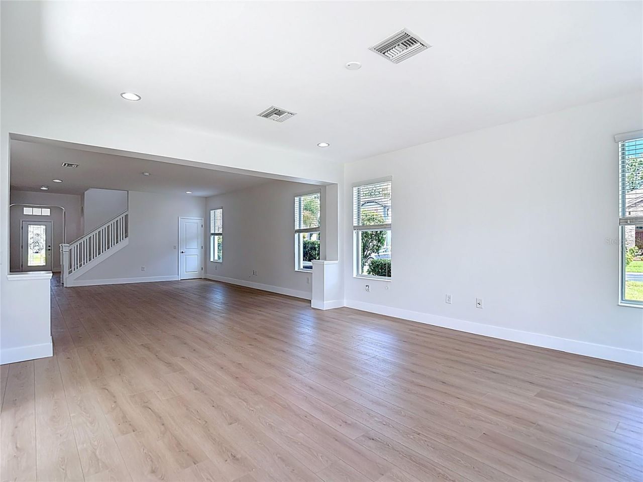 27387 Cayenne Lane, Wesley Chapel, FL 33544 Photo