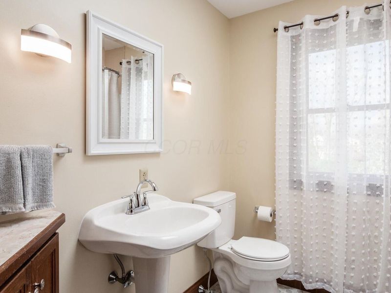 240 Mockingbird Hill Road , Zanesville, OH 43701 Photo 19