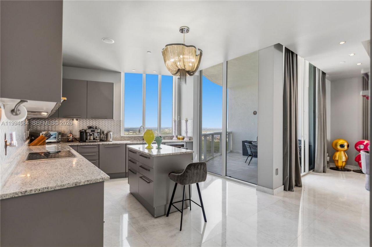 15811 Collins Ave , Unit 4004, Sunny Isles Beach, FL 33160 Photo