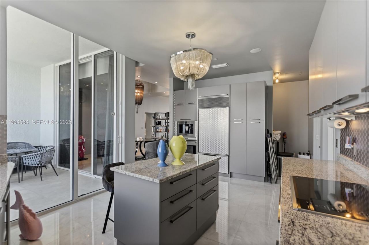 15811 Collins Ave , Unit 4004, Sunny Isles Beach, FL 33160 Photo