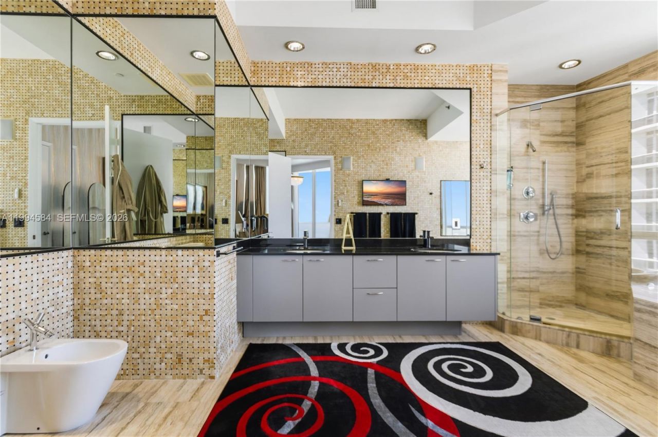 15811 Collins Ave , Unit 4004, Sunny Isles Beach, FL 33160 Photo