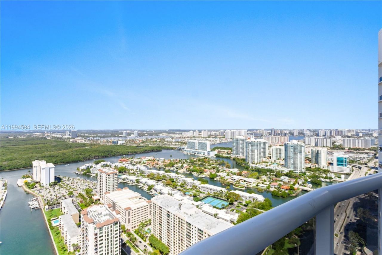 15811 Collins Ave , Unit 4004, Sunny Isles Beach, FL 33160 Photo
