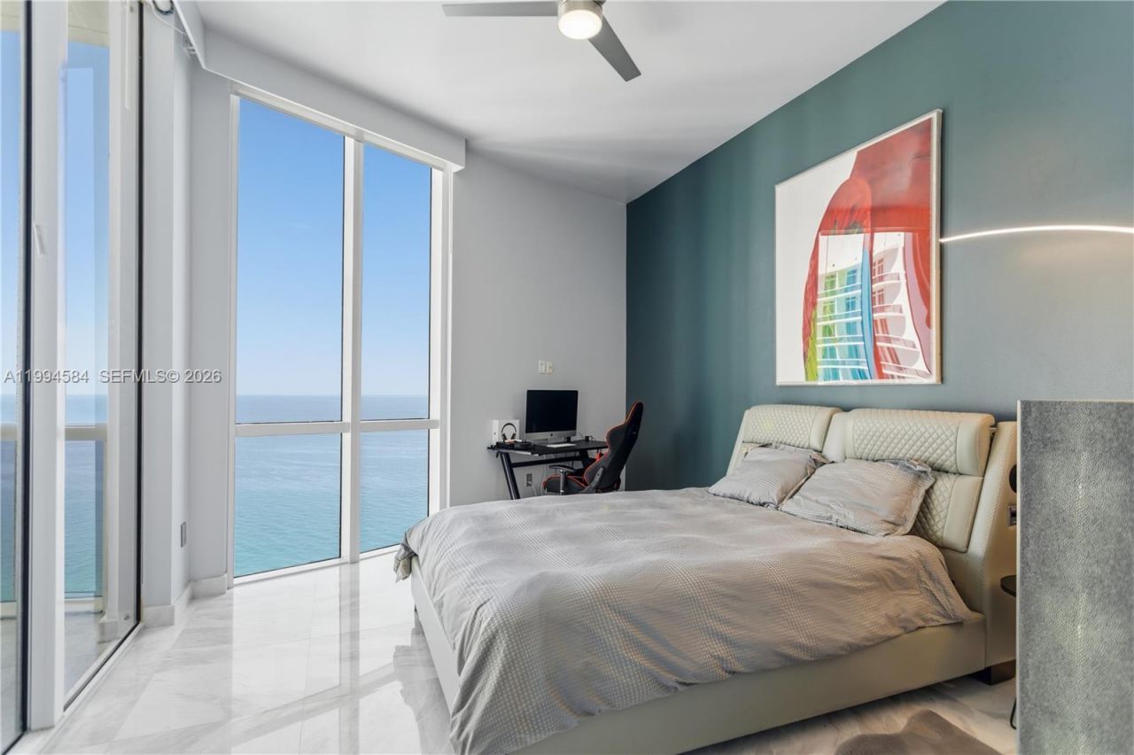 15811 Collins Ave , Unit 4004, Sunny Isles Beach, FL 33160 Photo