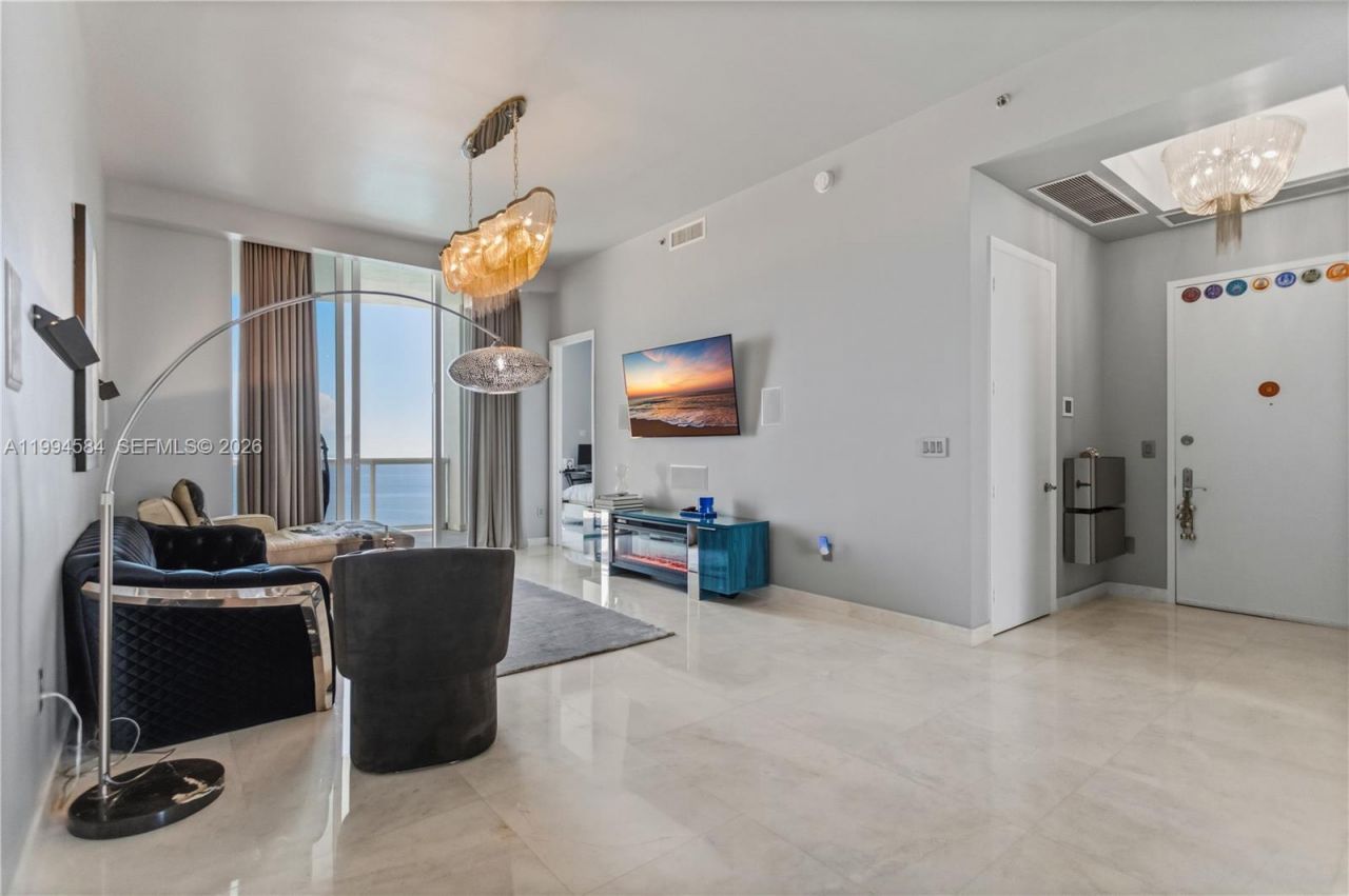15811 Collins Ave , Unit 4004, Sunny Isles Beach, FL 33160 Photo