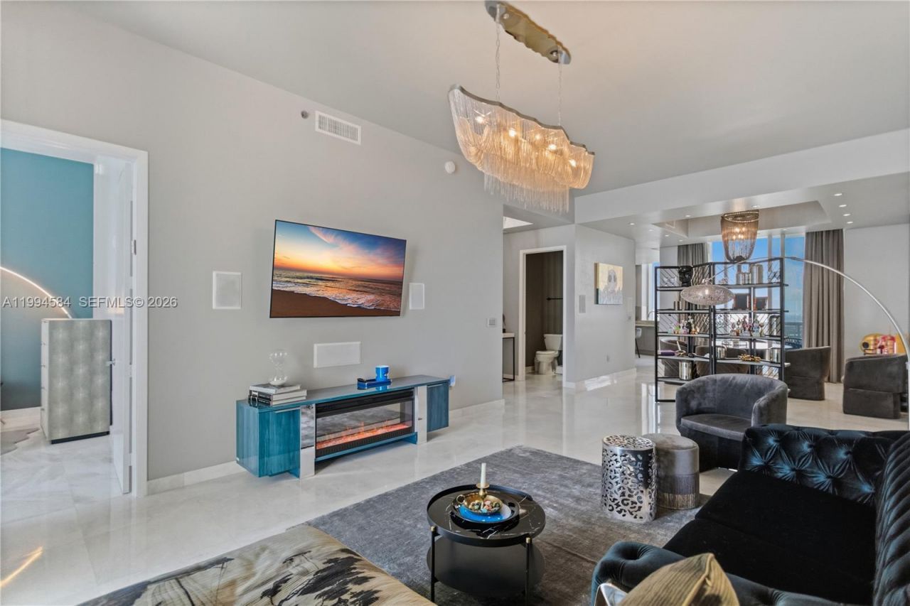 15811 Collins Ave , Unit 4004, Sunny Isles Beach, FL 33160 Photo