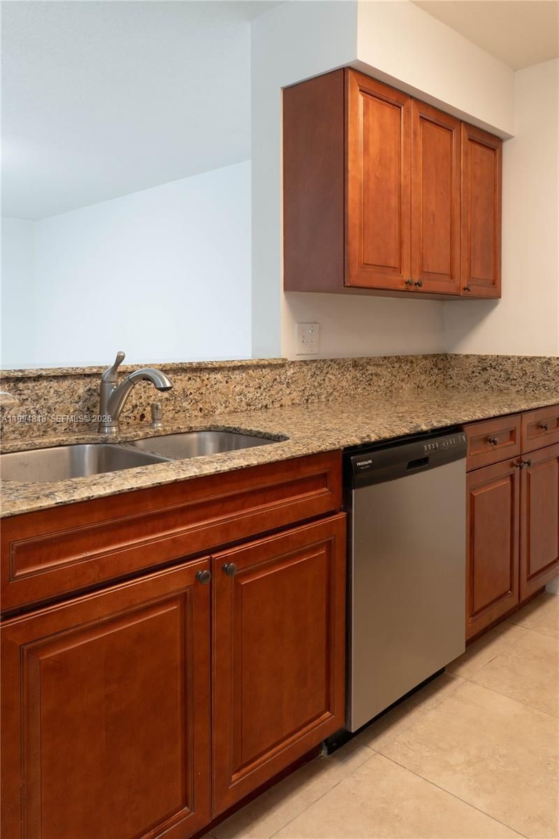 875 Riverside Dr, Unit 715, Coral Springs, FL 33071 Photo